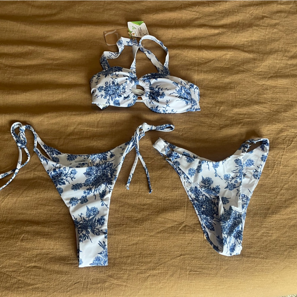 3pc Berlook Floral Blue and White Bikini Set
